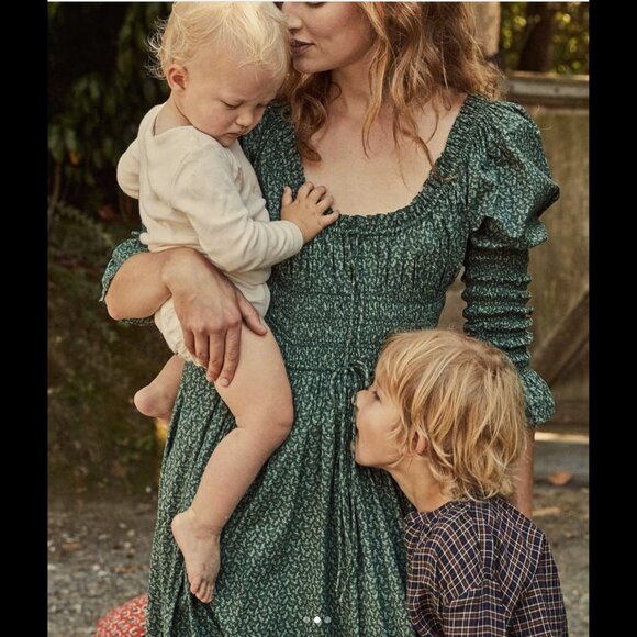 DOEN Kaira Midi Dress Printed Smocked Ruffle Evergreen Puff Sleeve S New - Picture 2 of 11